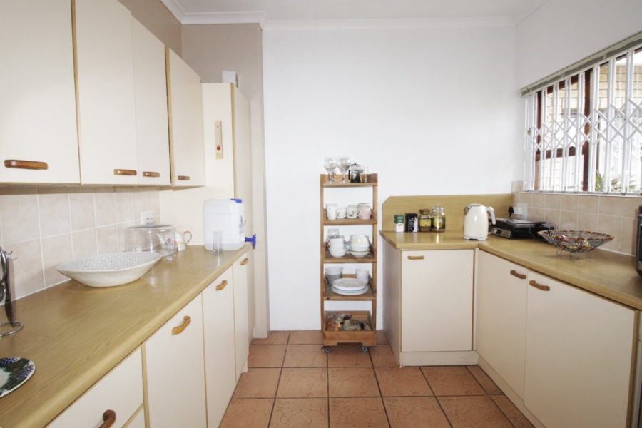 4 Bedroom Property for Sale in Wavecrest Eastern Cape